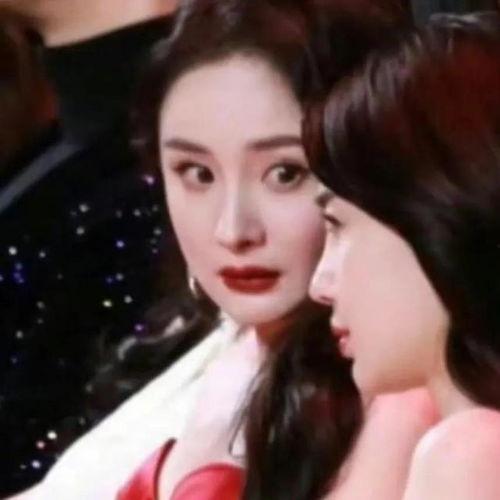 娱乐吃瓜的美女,娱乐圈里的甜蜜吃瓜日常